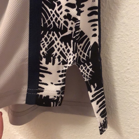 Allen Iverson Hoyas replica Basketball jersey number three - Picture 5 of 5